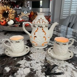 PartyLite Holly Leaf Cafe Teapot and 2 Tea Cups & Saucers